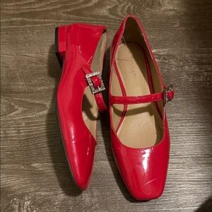 Elegant Red Patent Leather Mary Jane Shoes